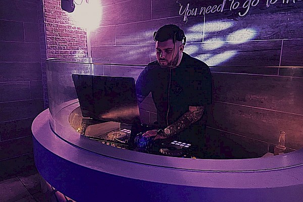 DJ Kelby